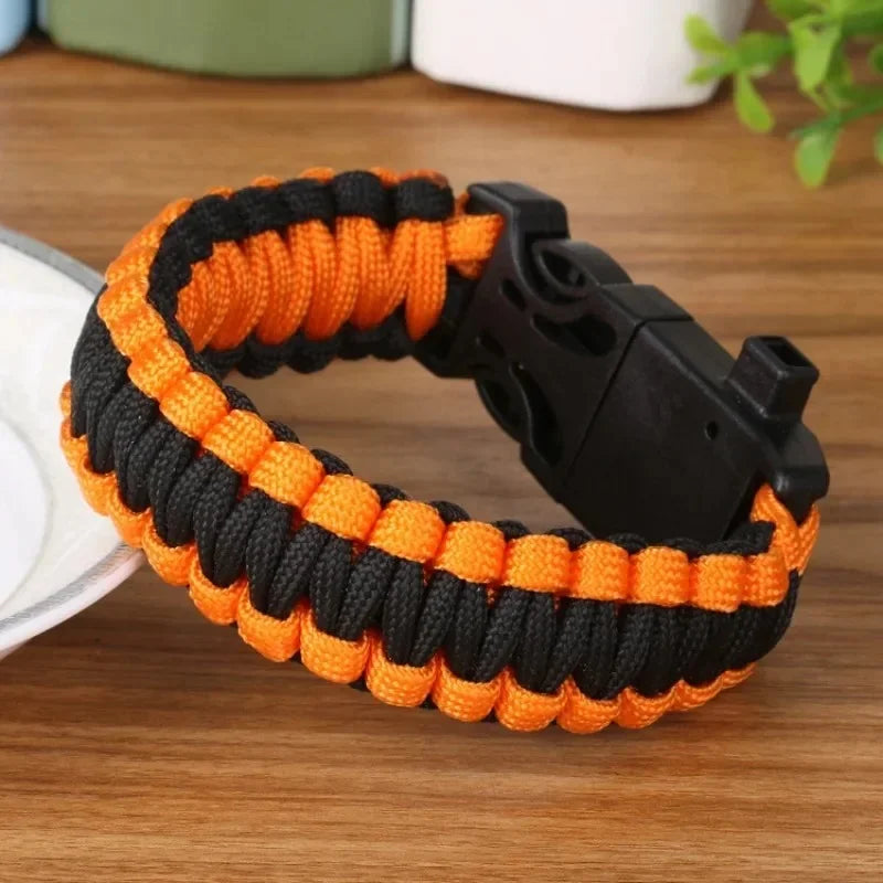 Paracord Outdoor Survival Bracelet